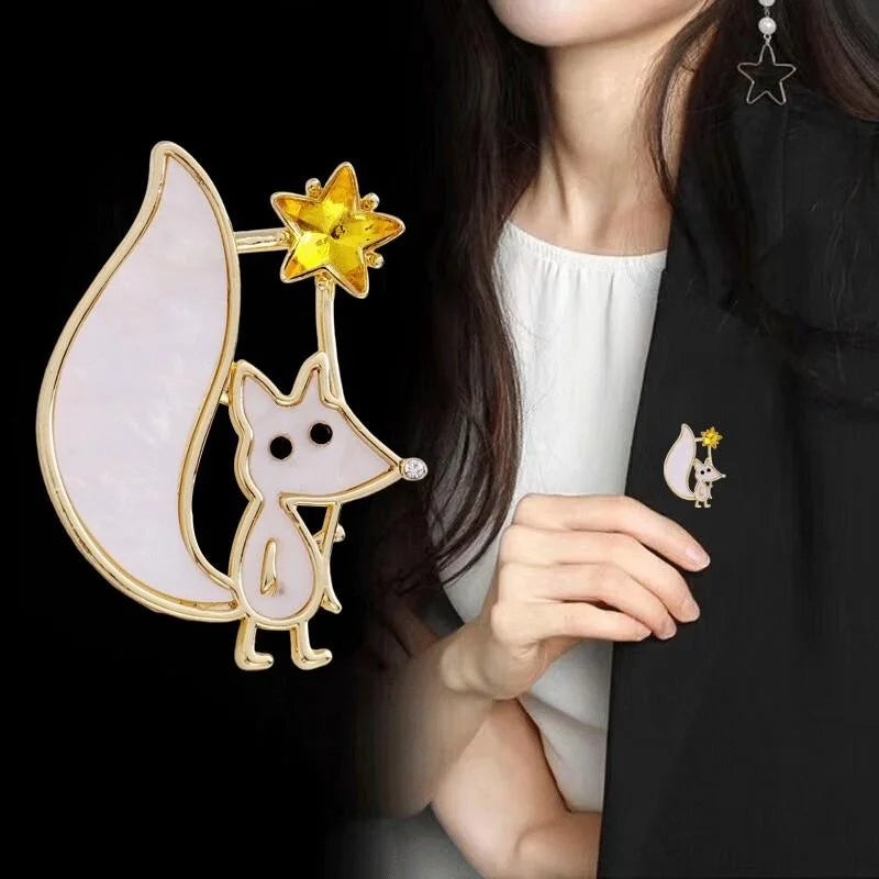 Cute Mother Of Pearl Fox With Yellow Rhinestone Star Brooch, Gold Alloy Lapel Pin Scarf Clip Gift