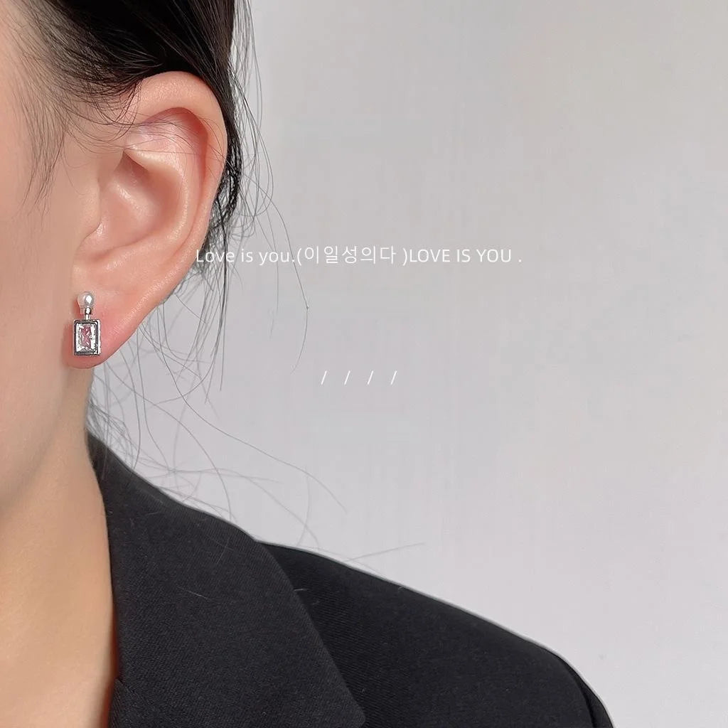 French Elegant Perfume Bottle Stud Earrings Copper Pearl Zircon Geometric Designer Jewelry