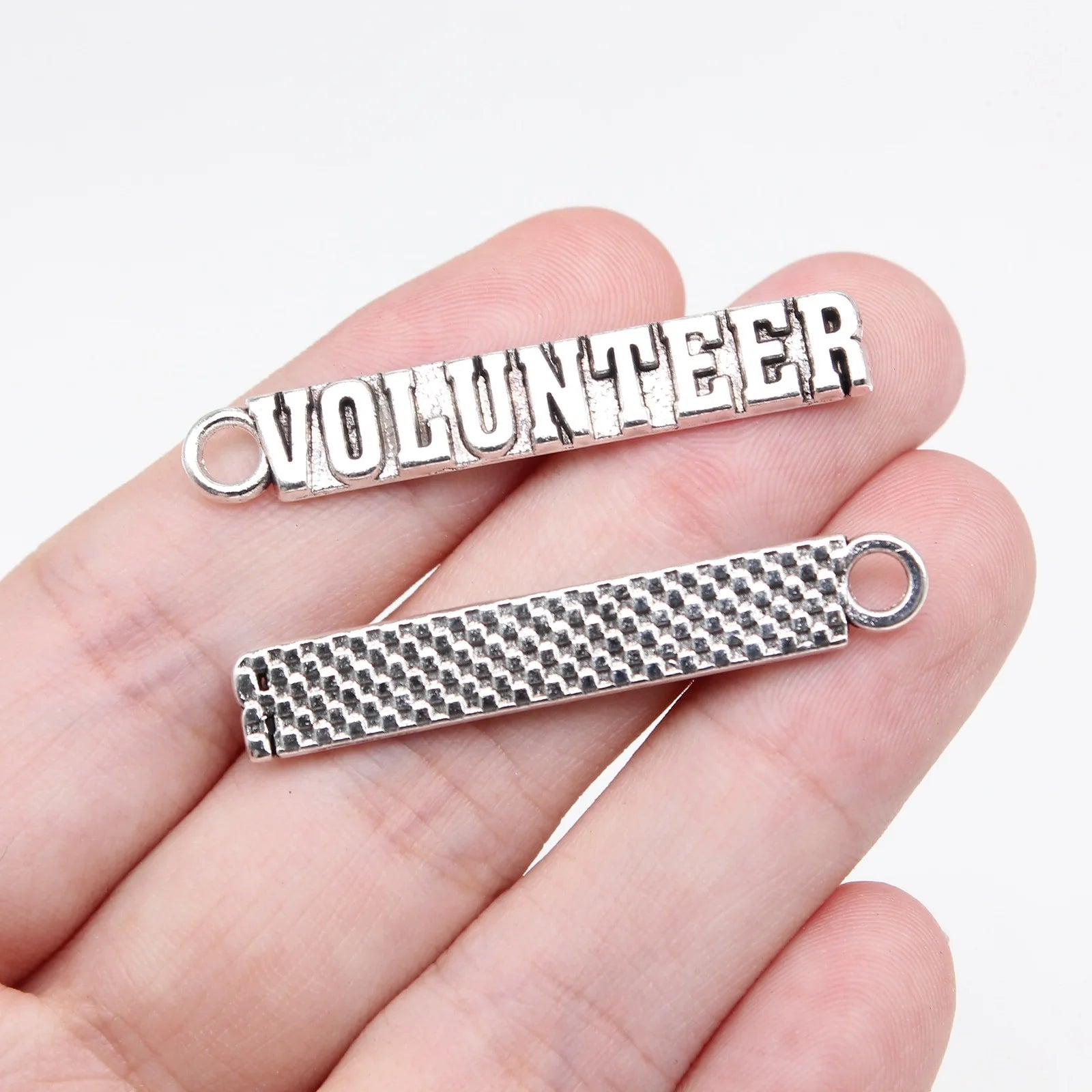 41x7mm 2.6g Antique Silver Zinc Alloy VOLUNTEER Word Tag Charm Pendant for DIY Jewelry Making