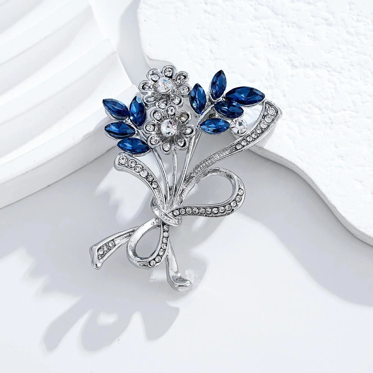 Elegant Blue Crystal Rhinestone Flower Bouquet Brooch For Women, Vintage Alloy Lapel Pin Suit Accessory Gift