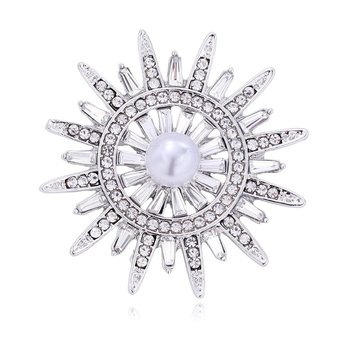 Vintage Eight-Point Star Rhinestone Pearl Brooch For Women, Elegant Hollow Round Lapel Pin Suit Accessory