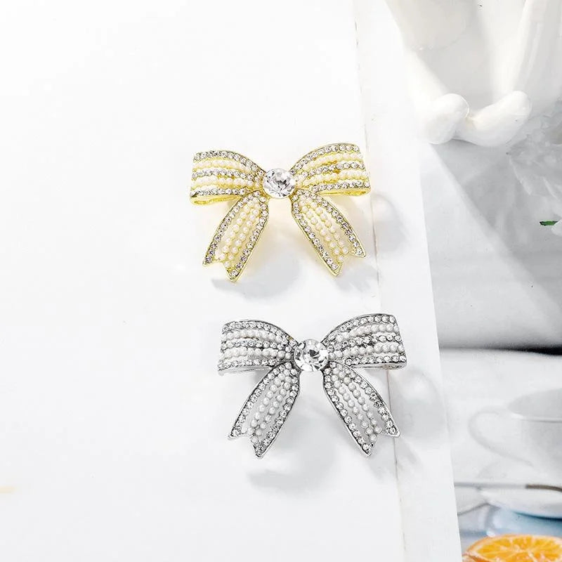 Elegant Korean Style Pearl Rhinestone Bow Brooch Luxury Alloy Lapel Pin Corsage For Suit Accessory Gift