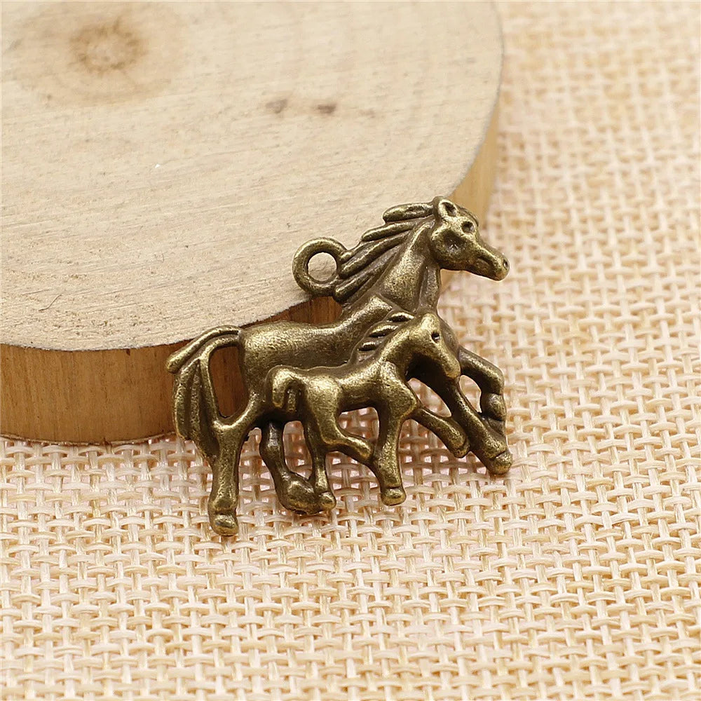 28x23mm 3.1g Multicolor Zinc Alloy Mother and Foal Horse Charm Pendant for DIY Jewelry Making