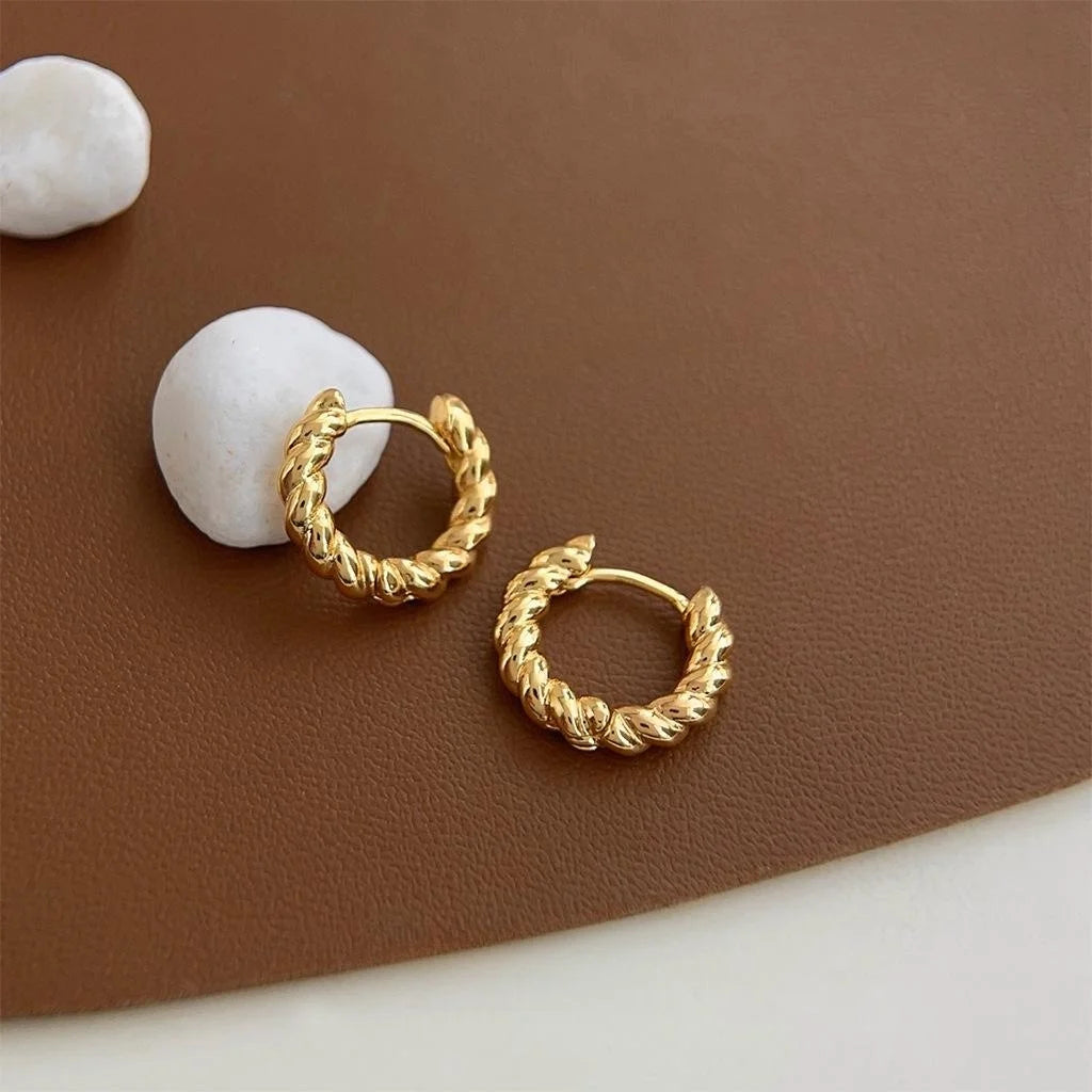 18K Gold Plated Copper Round Stud Earrings Minimalist Geometric Luxury Tarnish Resistant