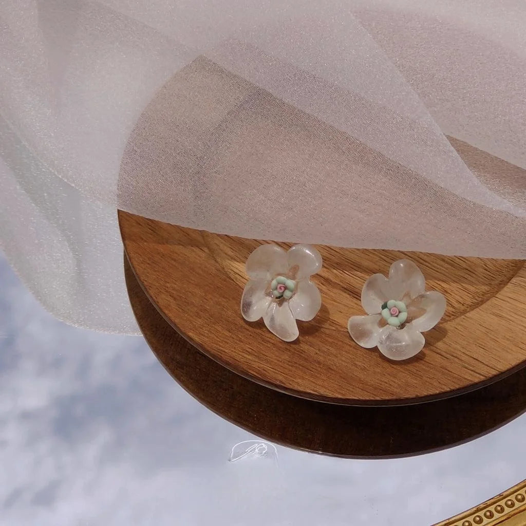 Japanese Korean Style Transparent Acrylic Flower Stud Earrings With Silver Plated Pins For Women