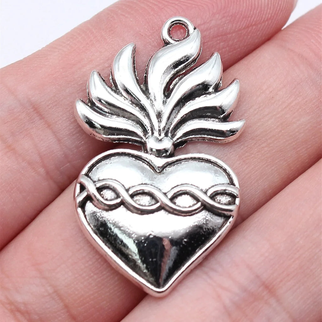 37x22mm 5.5g Antique Silver Zinc Alloy Gothic Heart Charm Pendant for DIY Necklace Bracelet Making