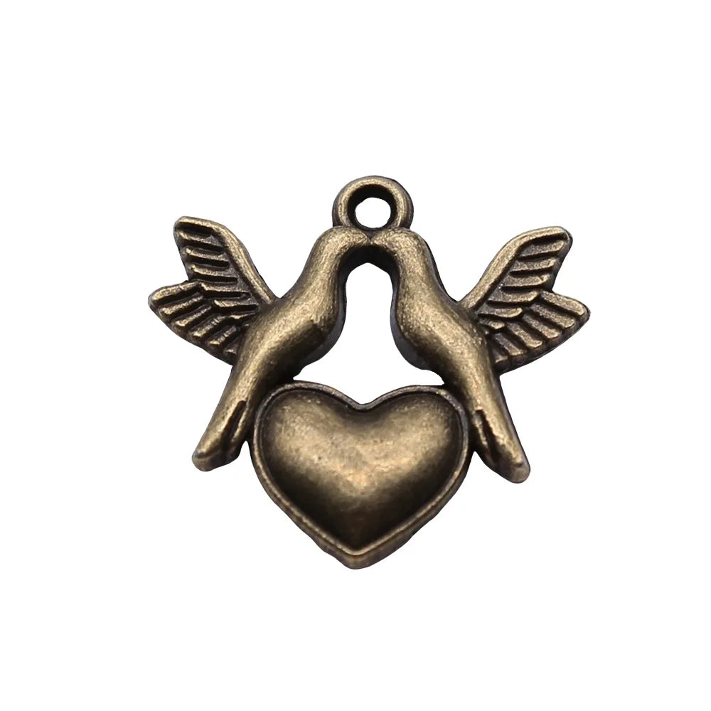 21x21mm 1.5g Antique Bronze Zinc Alloy Dove Heart Charm Pendant for DIY Necklace Bracelet Jewelry