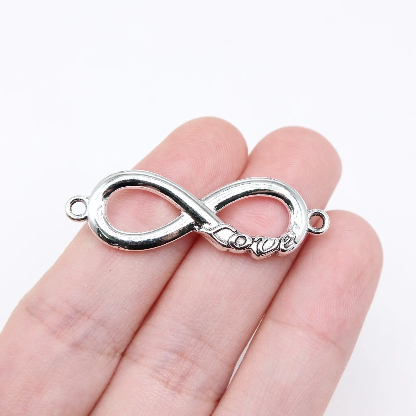 40x13mm 2.9g Antique Silver Zinc Alloy LOVE Infinity Symbol Connector Charm for DIY Bracelet Making
