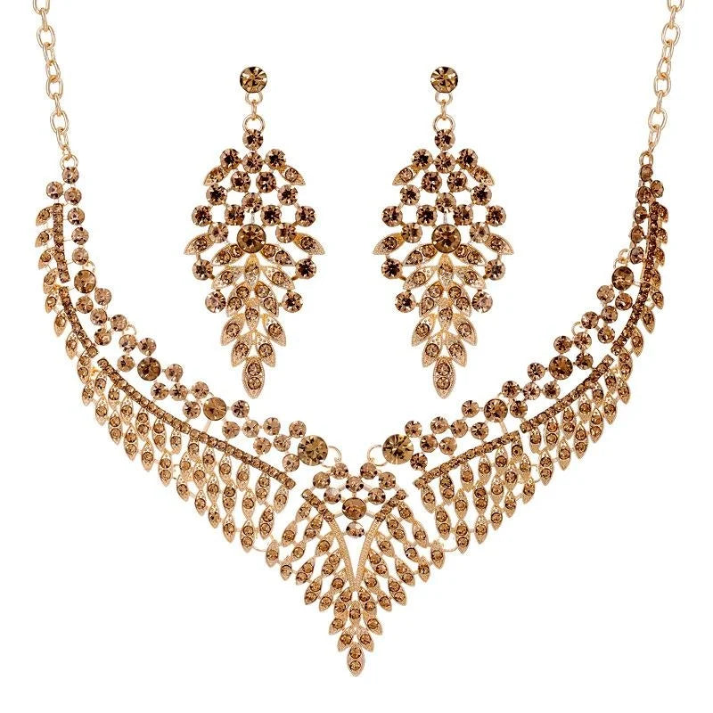 Vintage Pink Rhinestone Leaf Necklace And Chandelier Earrings Jewelry Set, Luxury Alloy Bridal Jewelry For Banquet