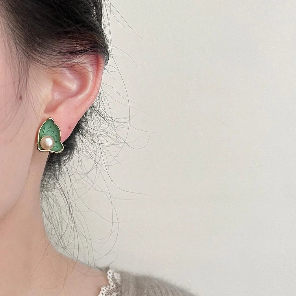 French Style Copper Freshwater Pearl Leaf Stud Earrings Designer Fashion Jewelry