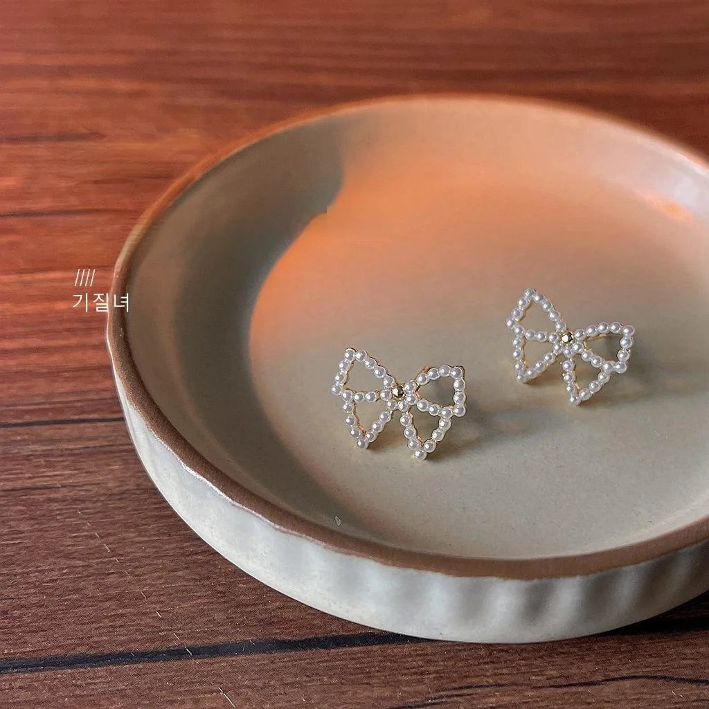 Cute Pearl Bow Stud Earrings 14K Plated Alloy Simple Sweet Jewelry