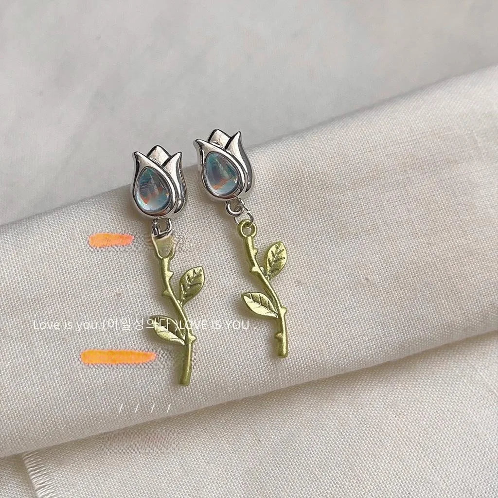 Sweet Cool Copper Tulip Rose Flower Drop Earrings Handmade Futuristic Minimalist Jewelry