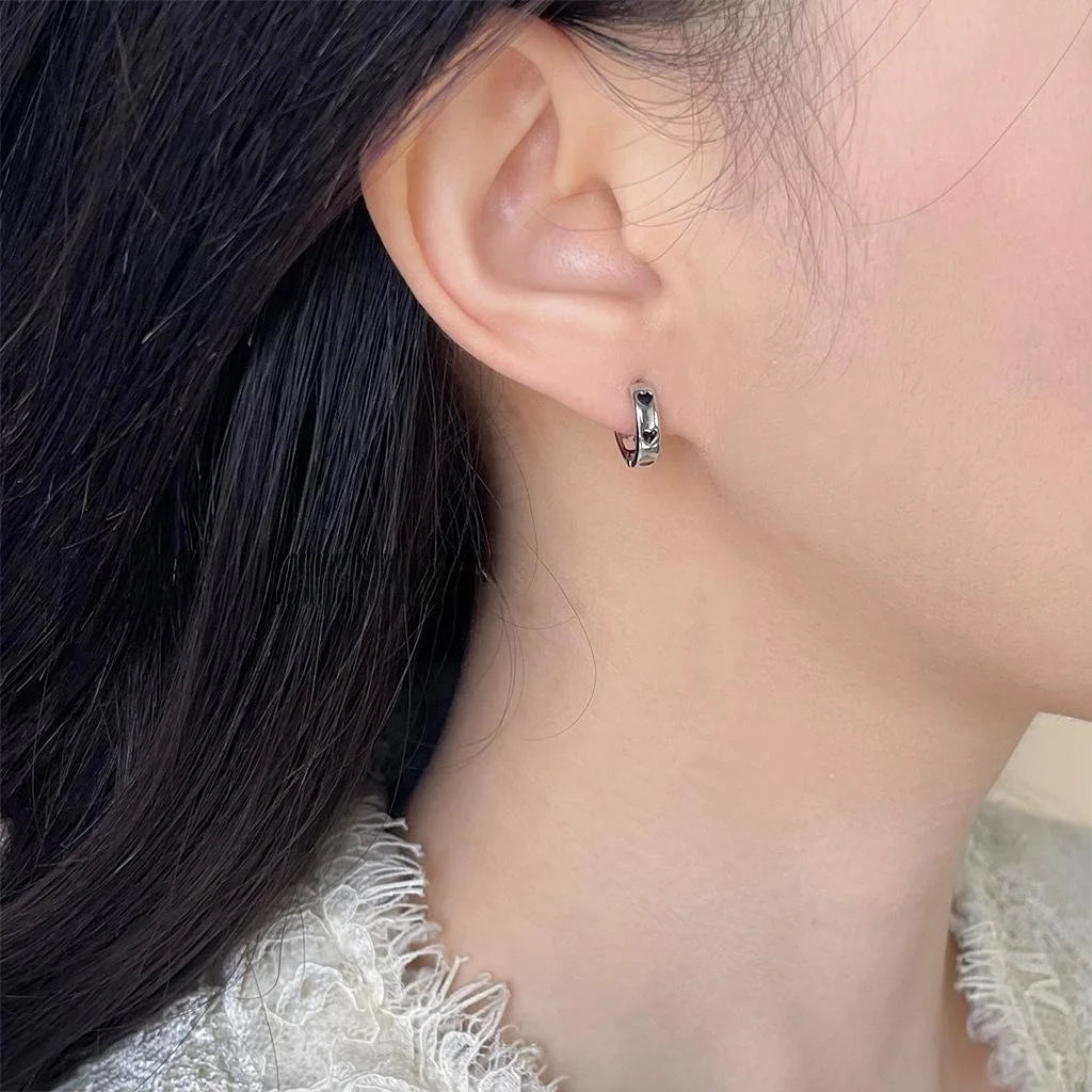 Minimalist Style Copper Round Enamel Heart Stud Earrings For Women