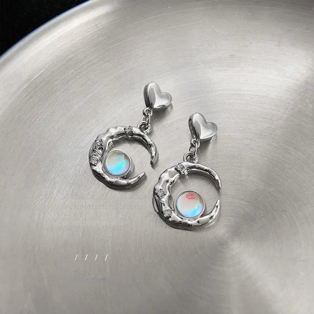 Sweet Cool Liquid Moon Heart Chain Copper Stud Earrings Minimalist Geometric Jewelry