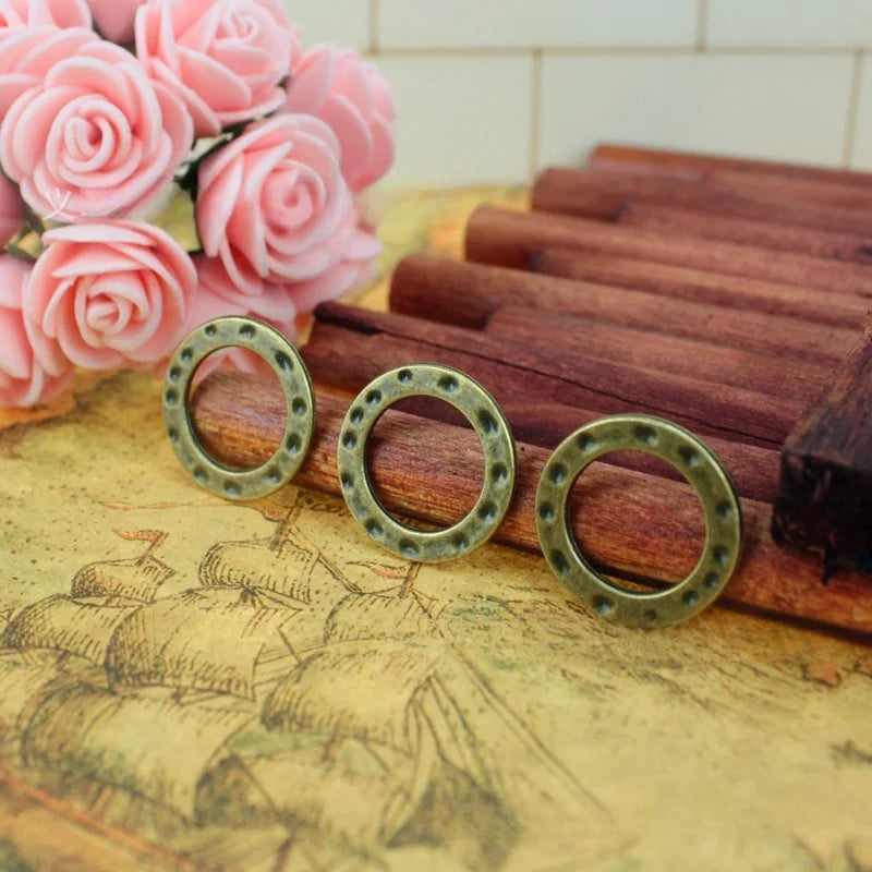 22MM Antique Silver Zinc Alloy Dotted Circle Charm Pendant for DIY Necklace Bracelet Jewelry Making