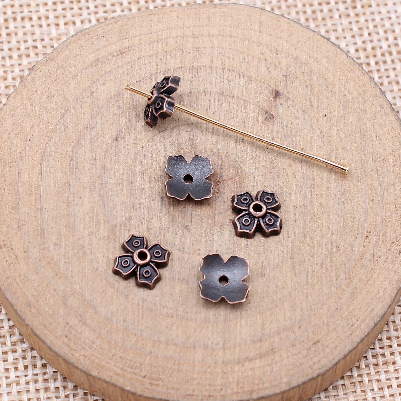 7x7mm 0.29g Multicolor Zinc Alloy Flower Bead Cap Jewelry Findings for DIY Pendant Bracelet Making