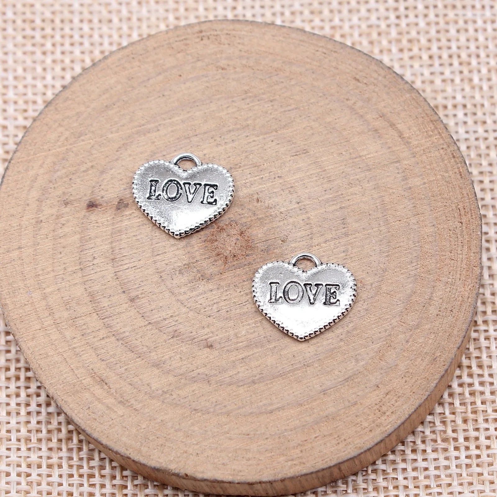 12x14mm 0.77g Antique Silver Zinc Alloy LOVE Letter Charm Pendant for DIY Bracelet Necklace Making