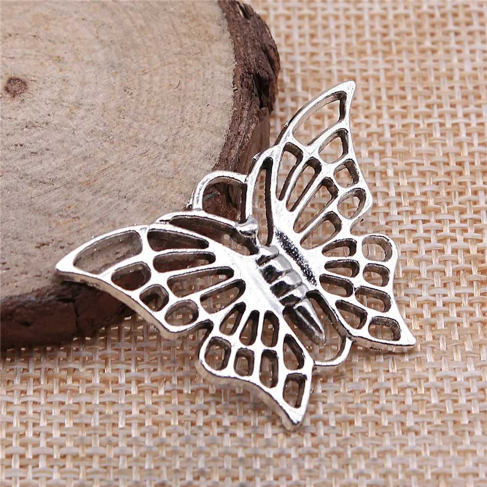 38x27mm 3.9g Antique Silver Zinc Alloy Hollow Butterfly Charm Pendant for DIY Necklace Jewelry Making