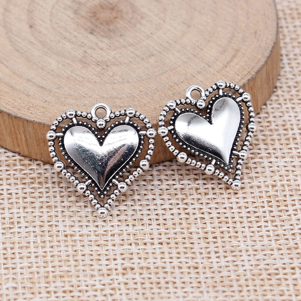 20x20mm 1.9g Antique Silver Zinc Alloy Gothic Heart Charm Pendant for DIY Necklace Bracelet Making