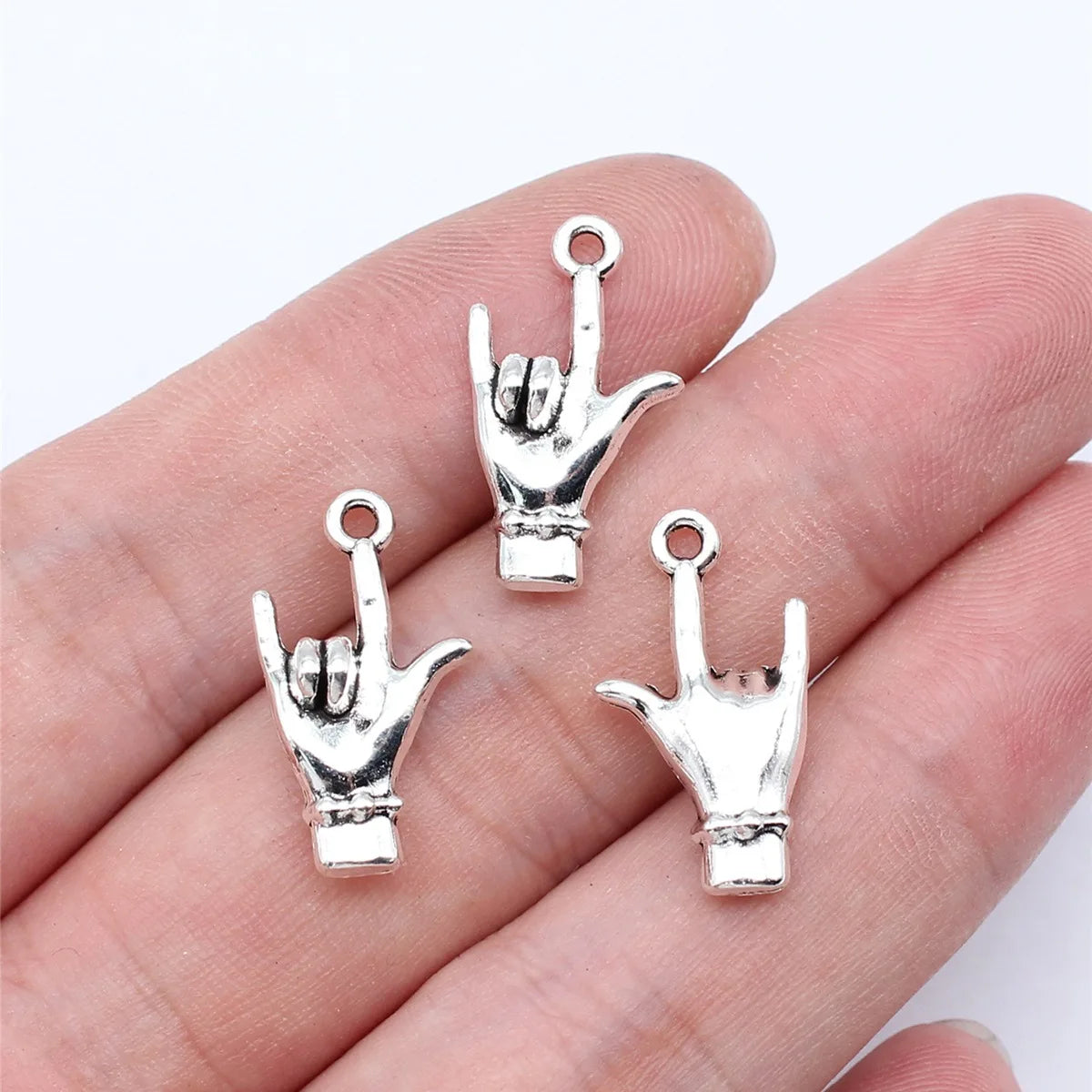 21x12mm 1.3g Antique Silver Zinc Alloy I Love You Hand Gesture Charm Pendant for DIY Necklace Bracelet