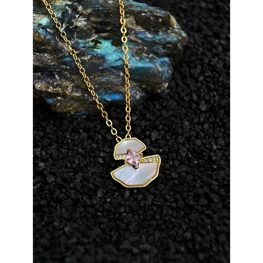 18K Gold Plated Copper Shell Geometric Fan Micro Pave Zircon Sweet Collarbone Necklace