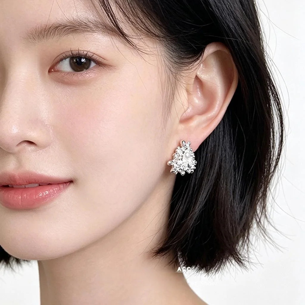 Artistic Irregular Flower High Luster Pearl Stud Earrings Copper Silver Plated Pin Elegant Jewelry