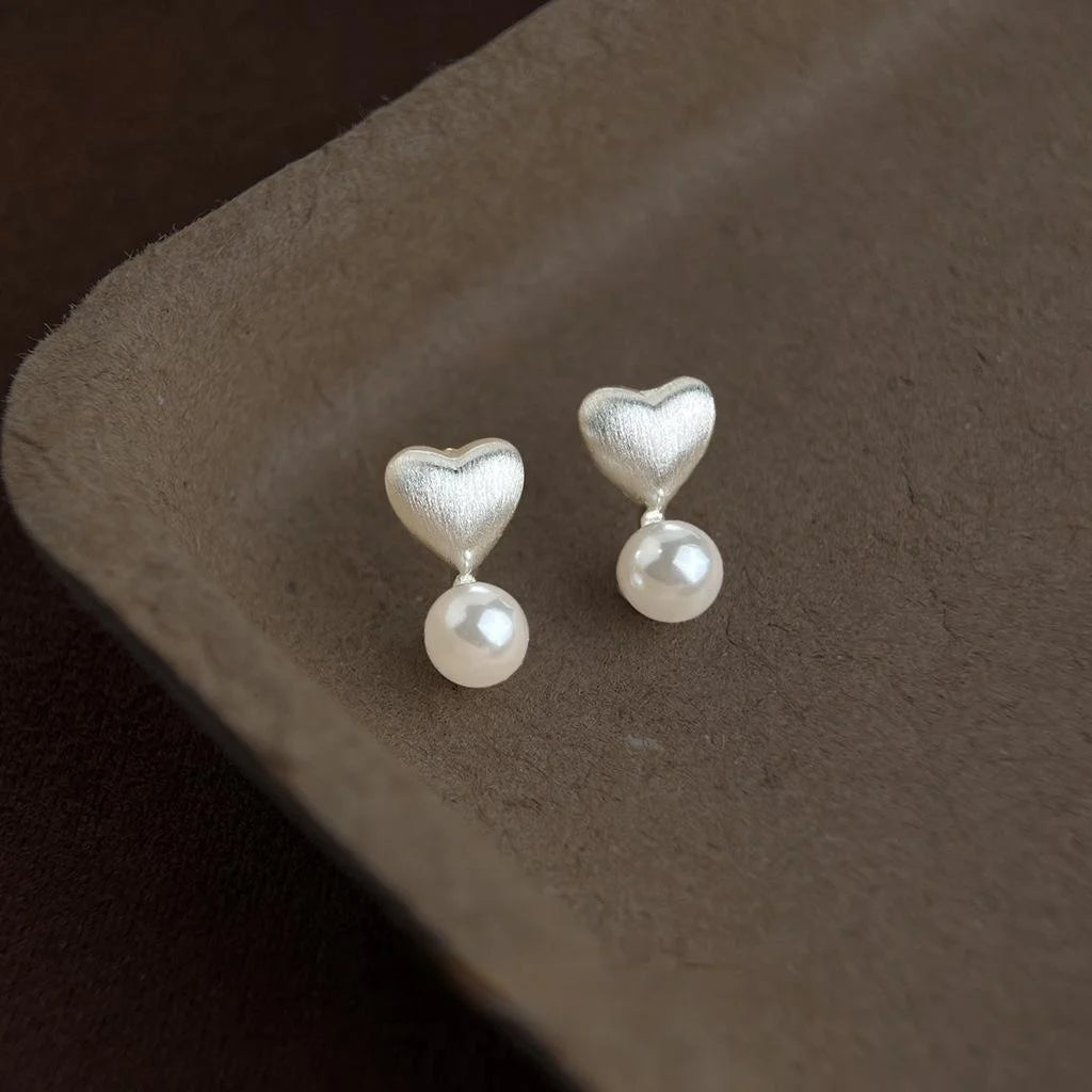 Minimalist Brushed Silver Copper Heart Glass Pearl Stud Earrings Elegant Office Jewelry