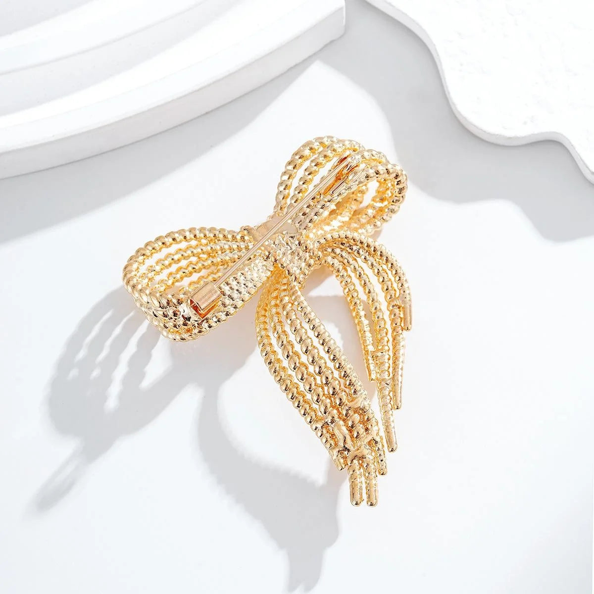 Elegant Silver Alloy Bow Brooch For Women, Beaded Fashion Lapel Pin Corsage Suit Accessory Gift