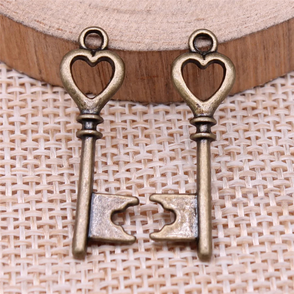 28x8mm 0.8g Multicolor Zinc Alloy Heart Key Charm Pendant for DIY Necklace Bracelet Jewelry Making