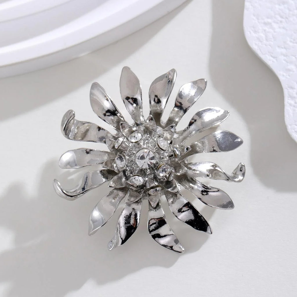 Elegant Silver Alloy Flower Brooch With Rhinestone Center, Luxury Lapel Pin Corsage For Coat Sweater Gift