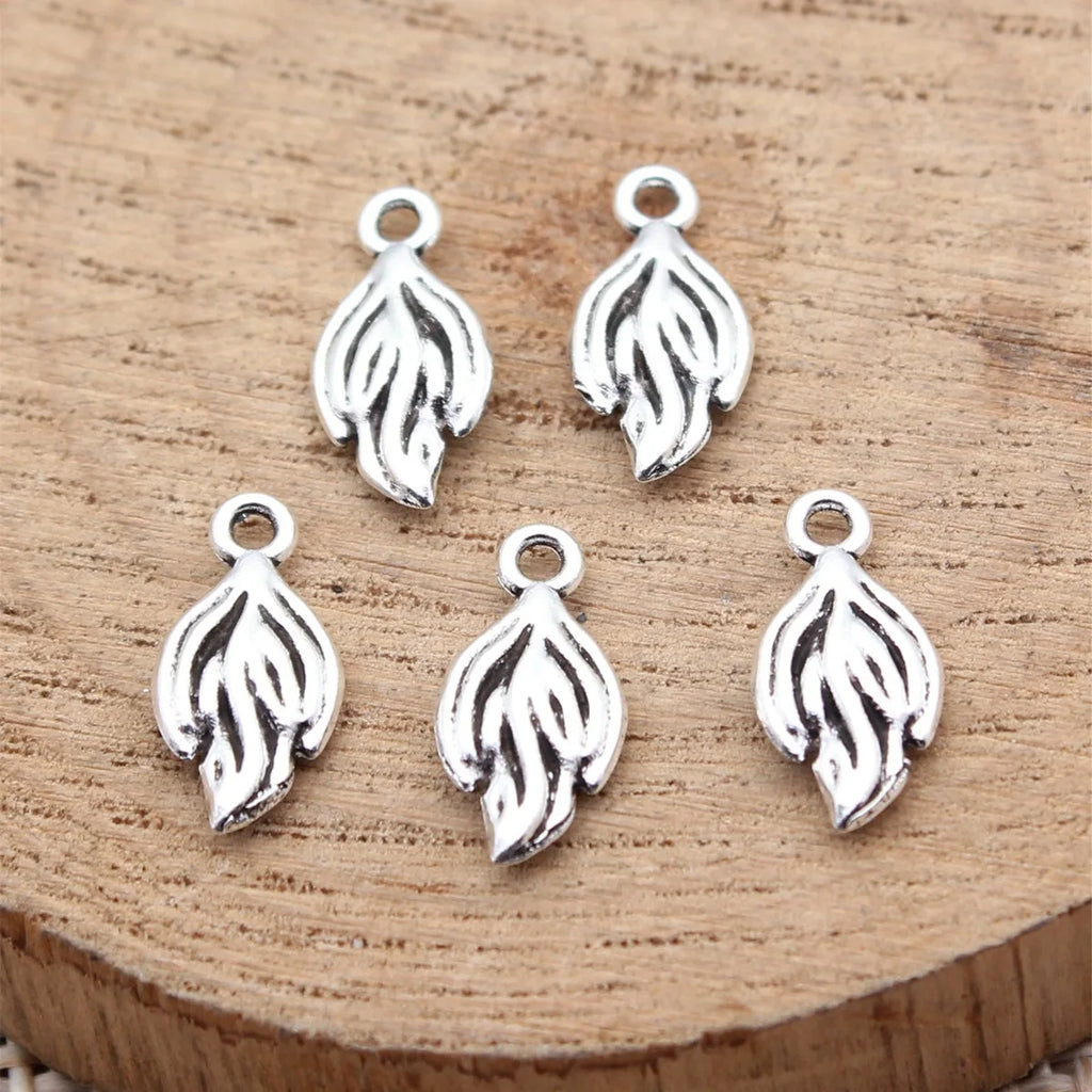 13x6.5mm 0.35g Antique Silver Zinc Alloy Leaf Charm Pendant for Garment Accessory DIY Jewelry Making