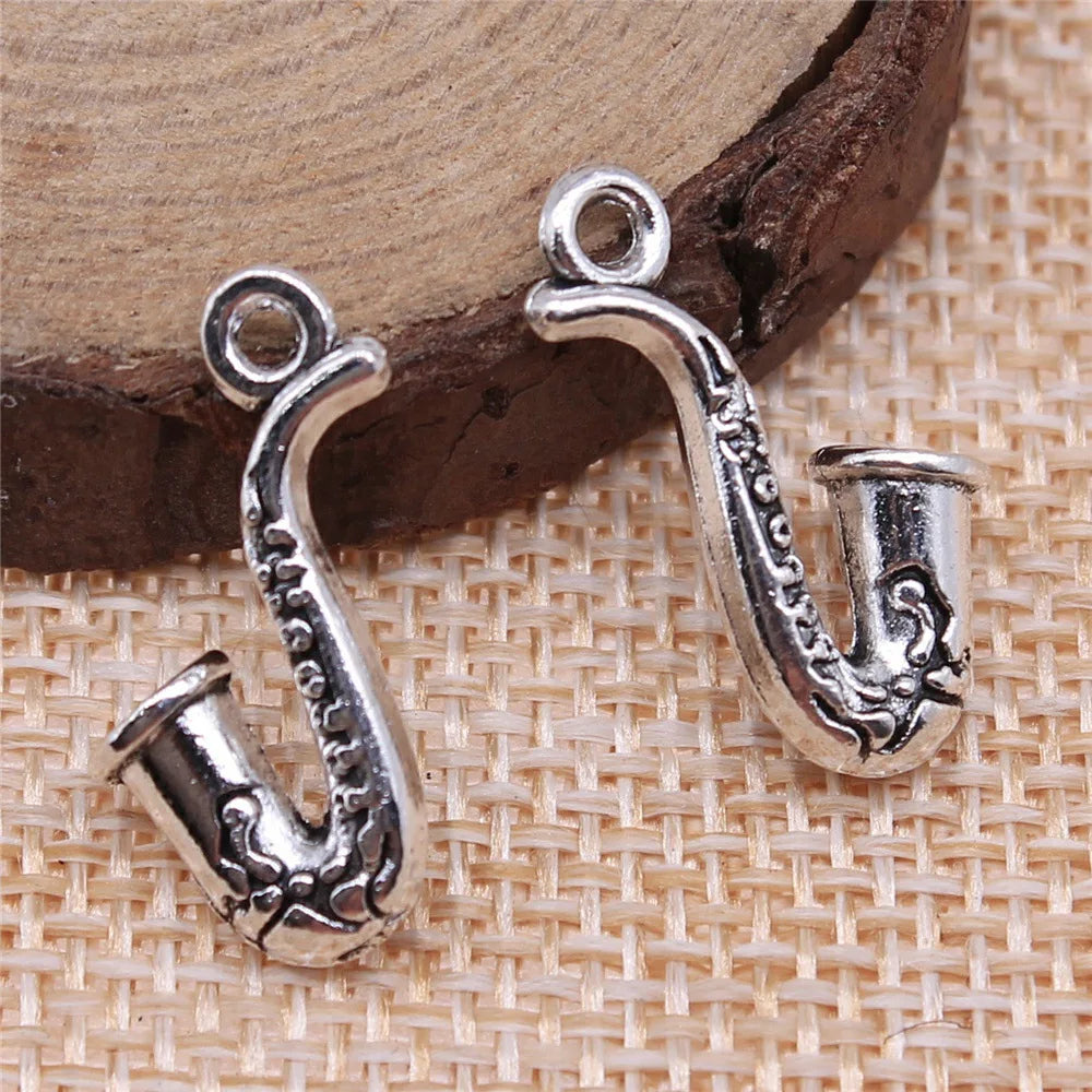22x11mm 1.7g Antique Silver Zinc Alloy Saxophone Charm Pendant for Music Theme DIY Jewelry Making