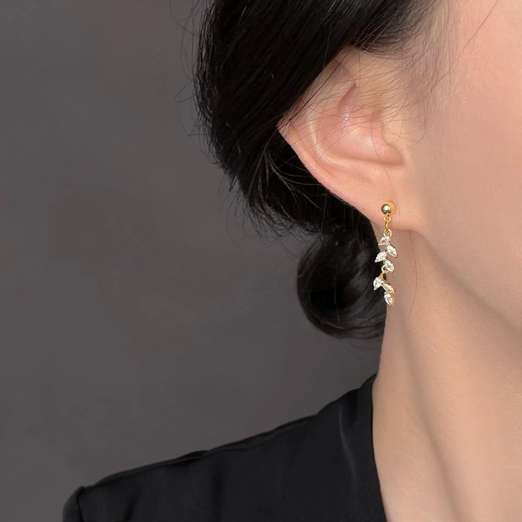 Sparkly Long Wheat Leaf Zircon Copper Drop Earrings, Light Luxury Minimalist Jewelry
