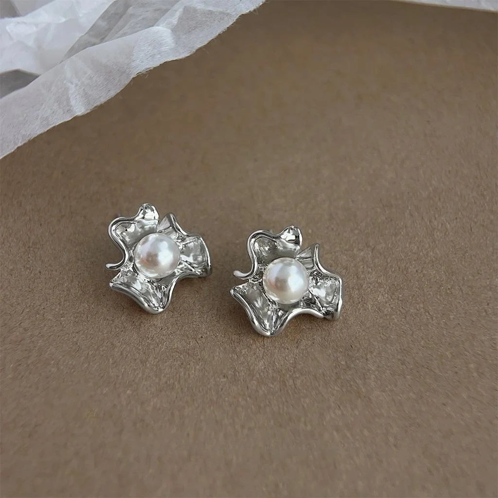 Light Luxury Copper High Luster Pearl Stud Earrings Irregular Floral Geometric Ruffle Design