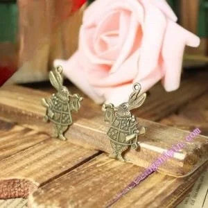 35x24MM Antique Silver Zinc Alloy Trumpet Rabbit Charm Pendant for DIY Necklace Bracelet Jewelry Making