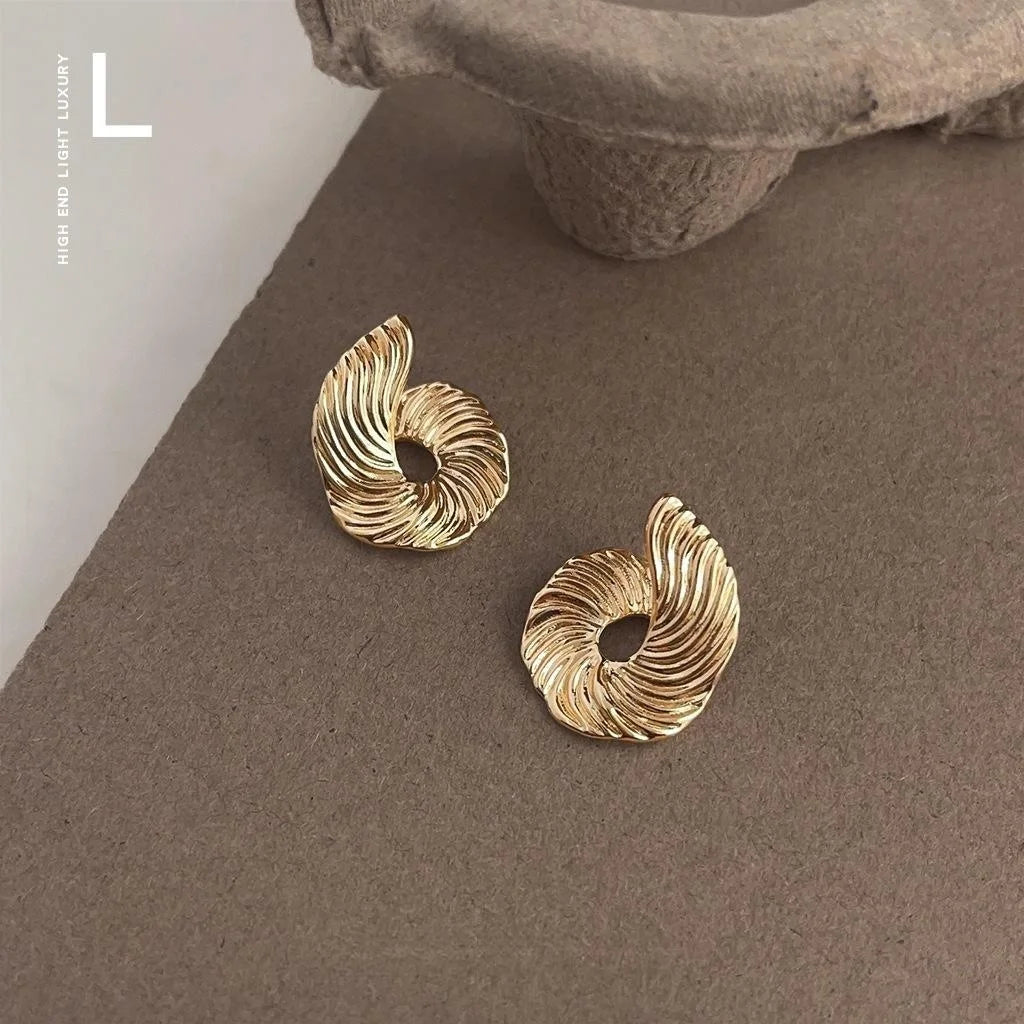 French Vintage Textured Copper Stud Earrings Irregular Geometric Hoop Design