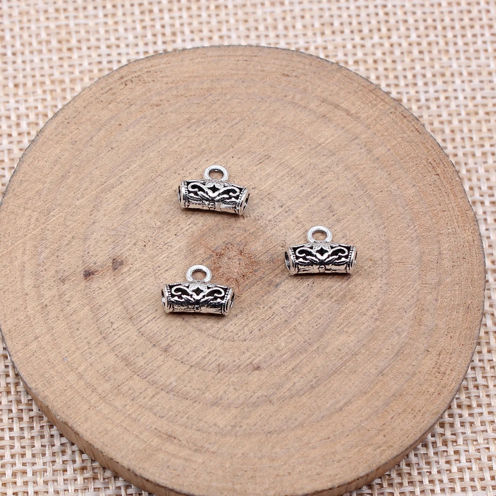 8x10mm 0.35g Multi Color Zinc Alloy Hollow Pattern Three Way Bail Connector for DIY Necklace Bracelet