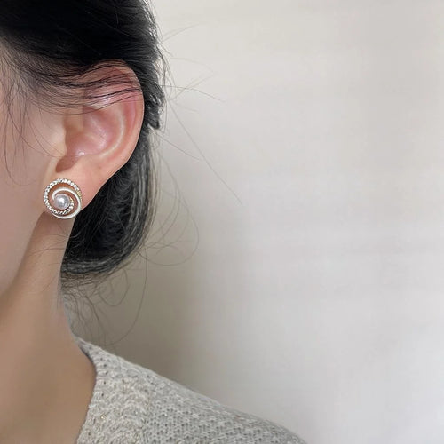 French Elegant Pearl Zircon Hollow Ribbed Round Copper Stud Earrings