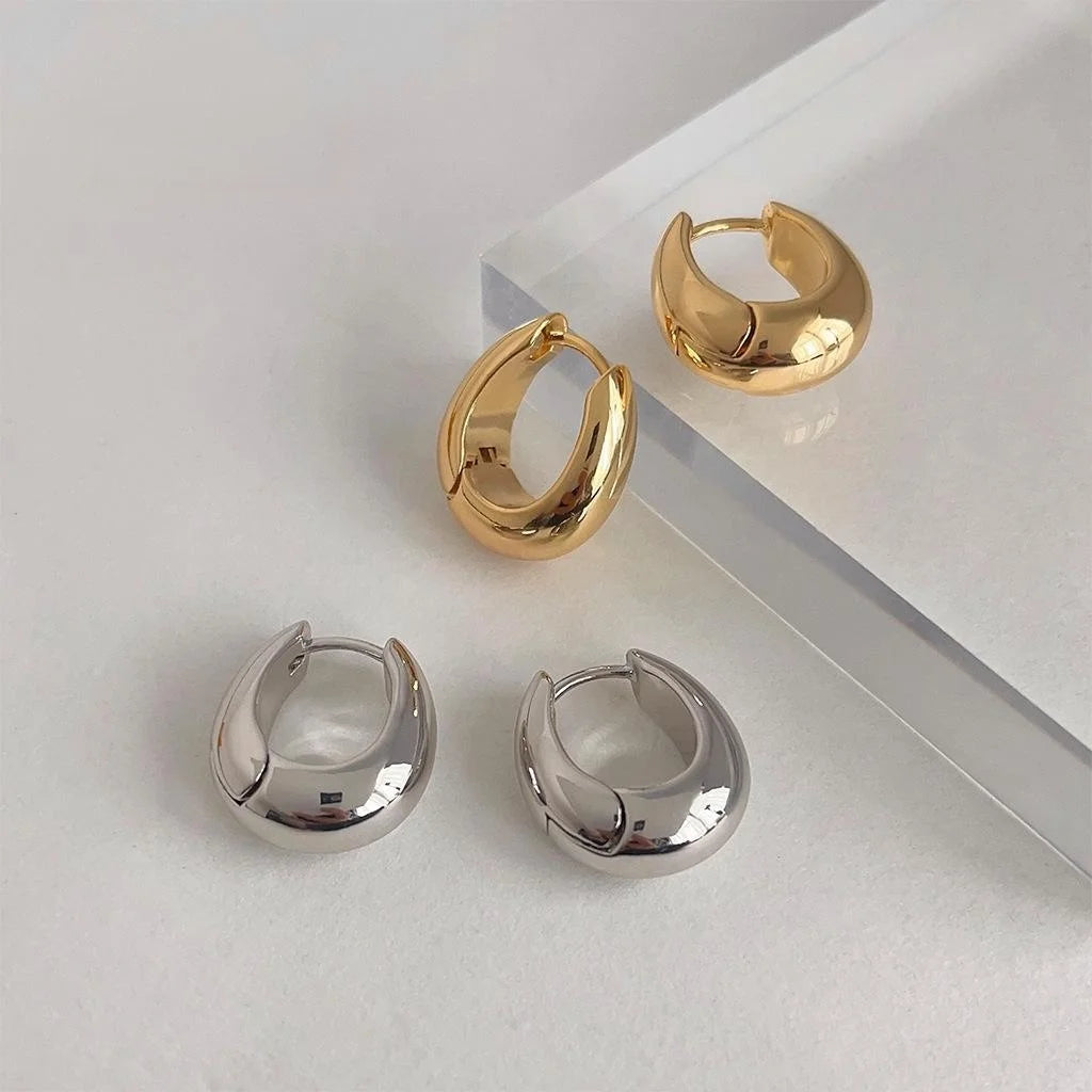 18K Gold Plated Copper Oval Geometric Stud Earrings French Light Luxury Thick Earcuff Style
