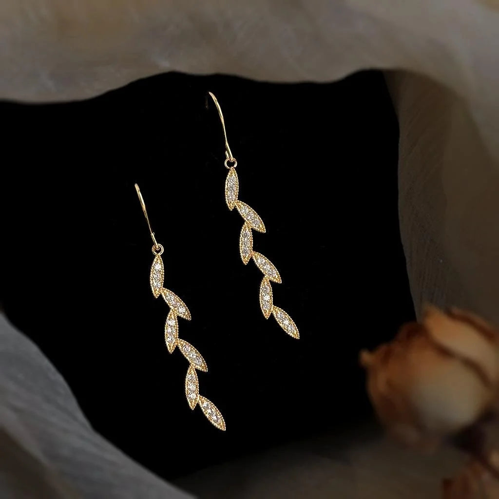 Light Luxury Copper Zircon Leaf Wheat Tassel Drop Earrings For Women