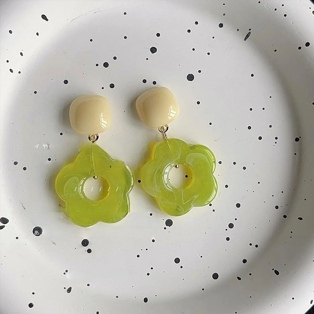 Fresh Grape Green Acrylic Hollow Flower Stud Earrings Silver Plated Pin Cream White Geometric Forest Style