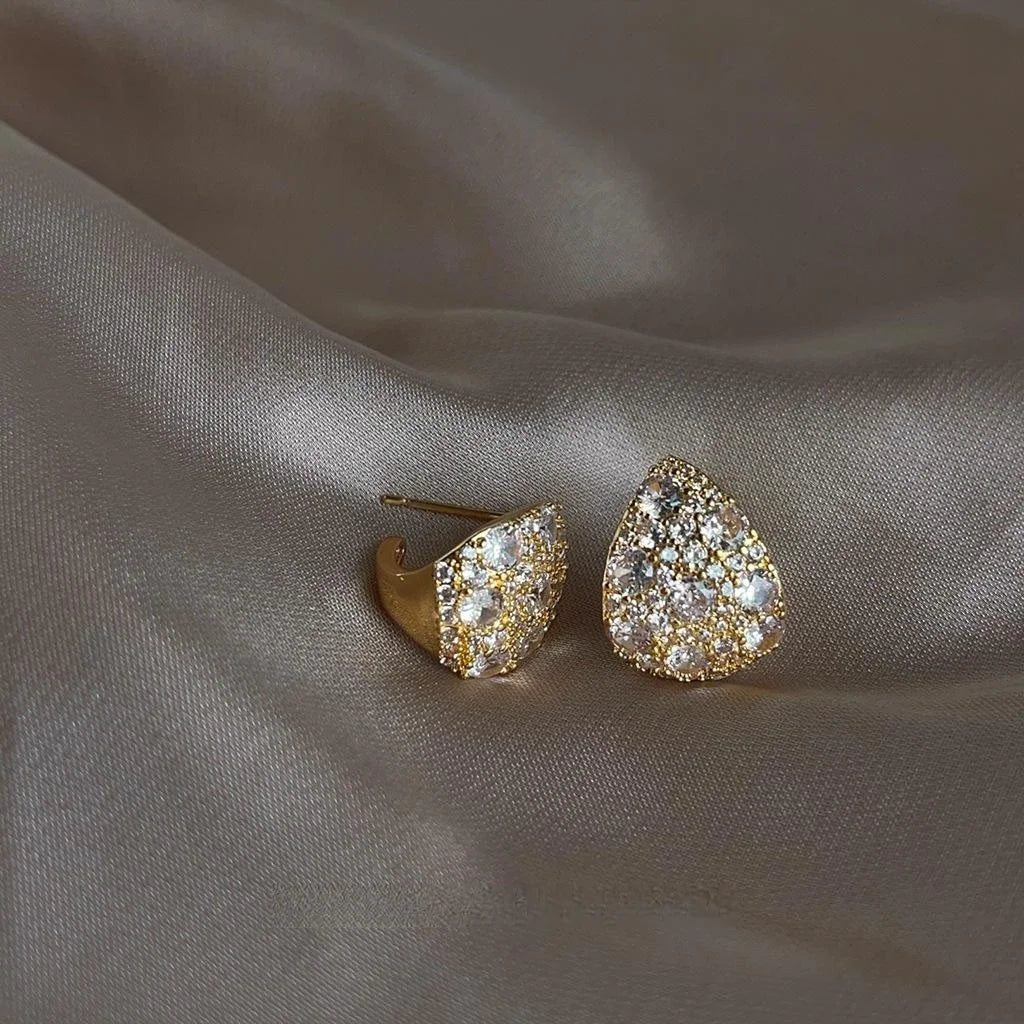 Vintage Copper Teardrop Stud Earrings Micro Pave Zircon Geometric Luxury Earrings