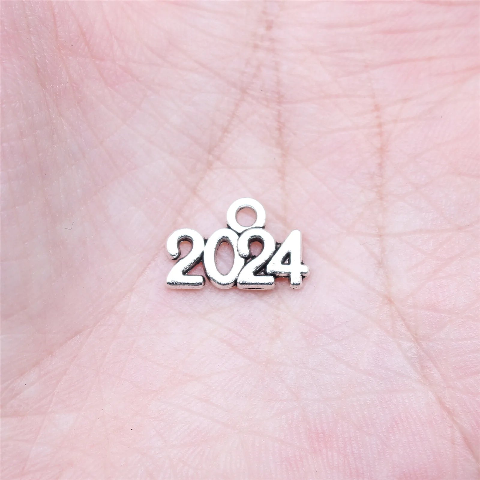 9x14mm 0.44g Antique Silver Zinc Alloy 2024 Year Number Charm Pendant for DIY Necklace Bracelet Jewelry