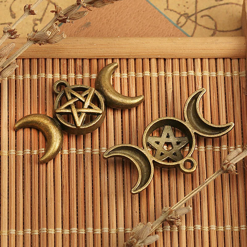 30x17MM Zinc Alloy Moon Star Charm Pendant for DIY Necklace Bracelet Jewelry Making