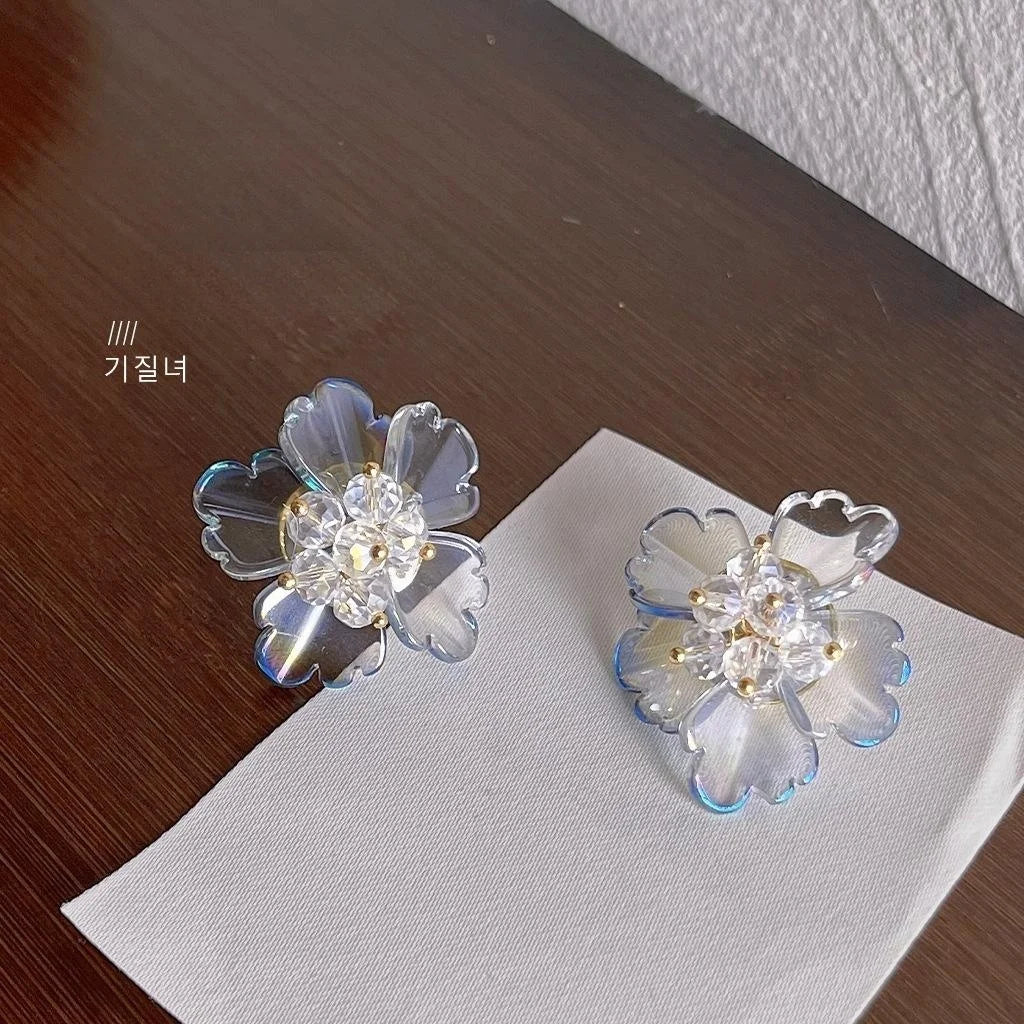 Handmade Glass Liuli Flower Stud Earrings Silver Plated Pin Fairy Forest Style