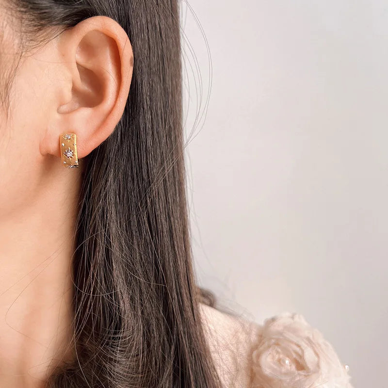Unique Two Tone C Hoop Alloy Rhinestone Spiral Disc Stud & Clip On No Piercing Luxury Earrings
