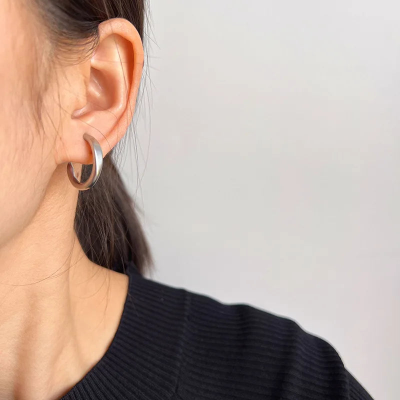 Elegant Matte Alloy Spiral Round Hoop Stud & Clip On No Piercing Minimalist Commuter Earrings