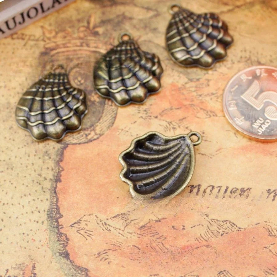 21x17MM Antique Silver Zinc Alloy Scallop Shell Shell Charm Pendant for DIY Necklace Bracelet Jewelry Making