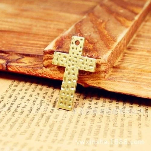 31x19MM Zinc Alloy Cross Charm Pendant for DIY Necklace Bracelet Jewelry Making