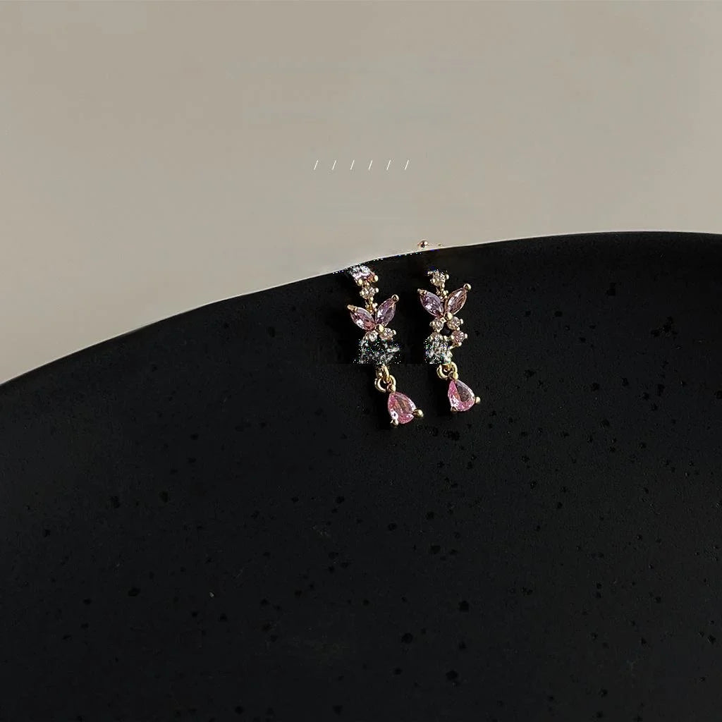 Mini Teardrop Micro Pave Zircon Copper Stud Earrings Silver Plated Light Luxury Jewelry